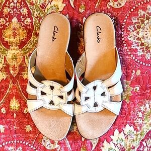 Clarks white leather wedge sandals, size 9